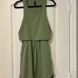Green Sleeveless Dress